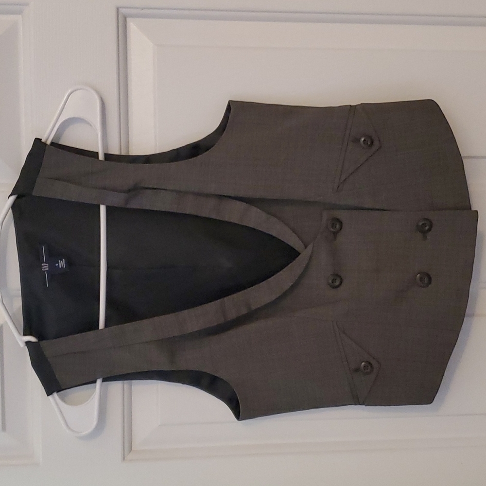 GAP Vest *New w/o Tags*